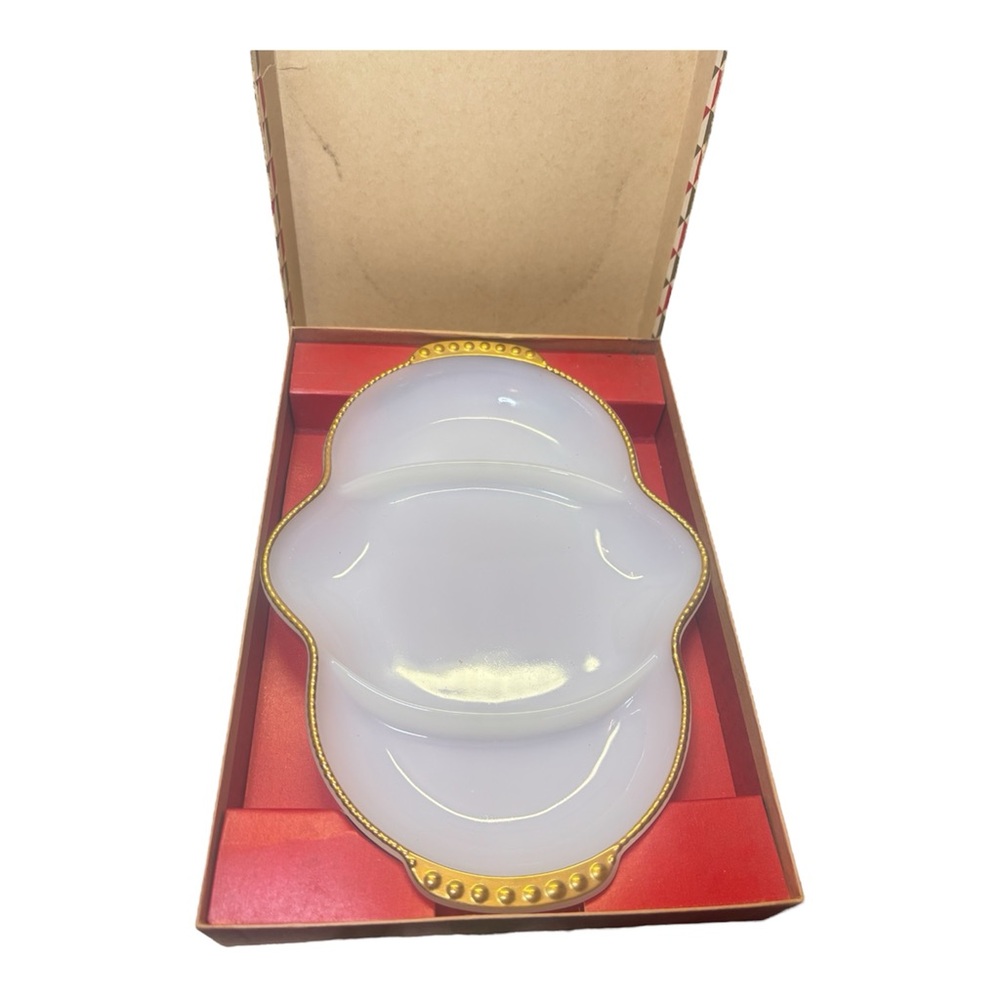 Anchor Hocking Vintage Sectioned Milk Glass Dish In Box